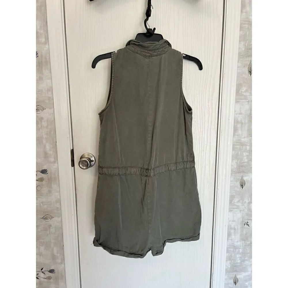 Universal Thread Shorts Romper - Picture 2 of 5
